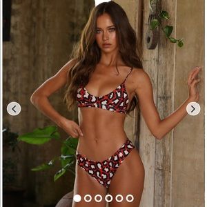 Kulani Kinis Chili Bikini